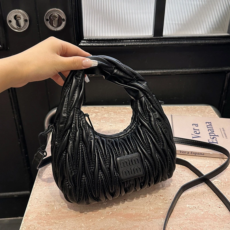 Luxury Lifestyle City - Women Luxury High End Leather Fashion