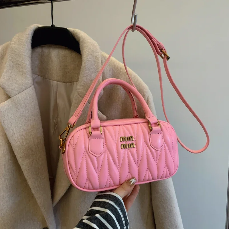 Luxury Lifestyle City - Women Luxury High End Leather Fashion