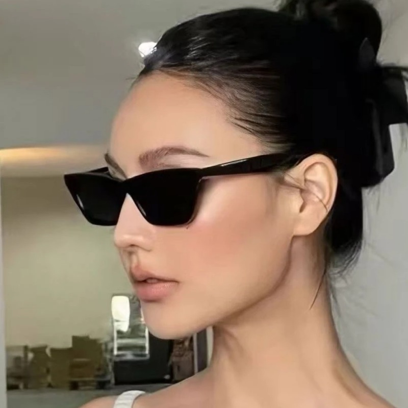 Luxury Lifestyle Men - Luxury Cat Eye Black Sunglasses Women