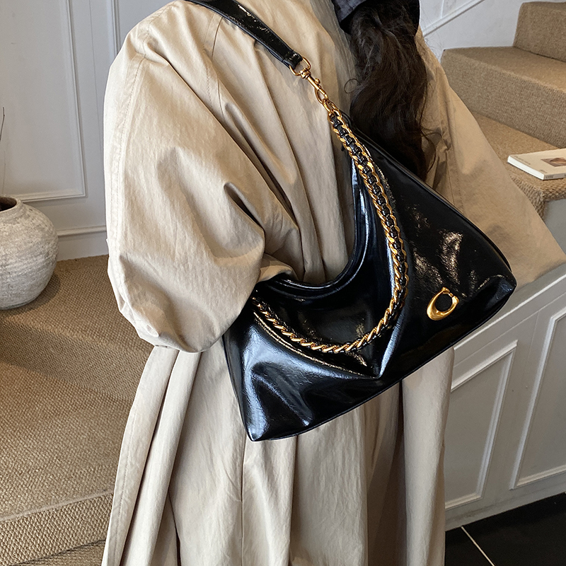 Luxury Lifestyle City - Luxury Women High End Leather Fashion