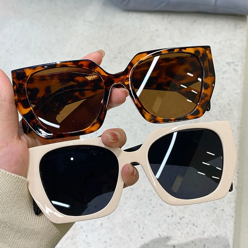 Vintage Brand Designer Polygon - Luxury Lifestyle Men review and price